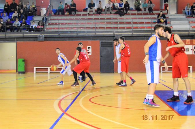 WhatsApp Image 2017-11-19 at 10.25.28.jpeg